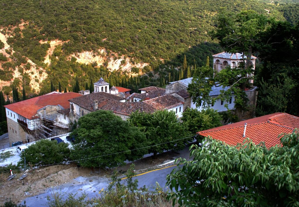 IERA_MONI_TOU_TIMIOU_PRODROMOU_STIS_SERRES_PANORAMIKI