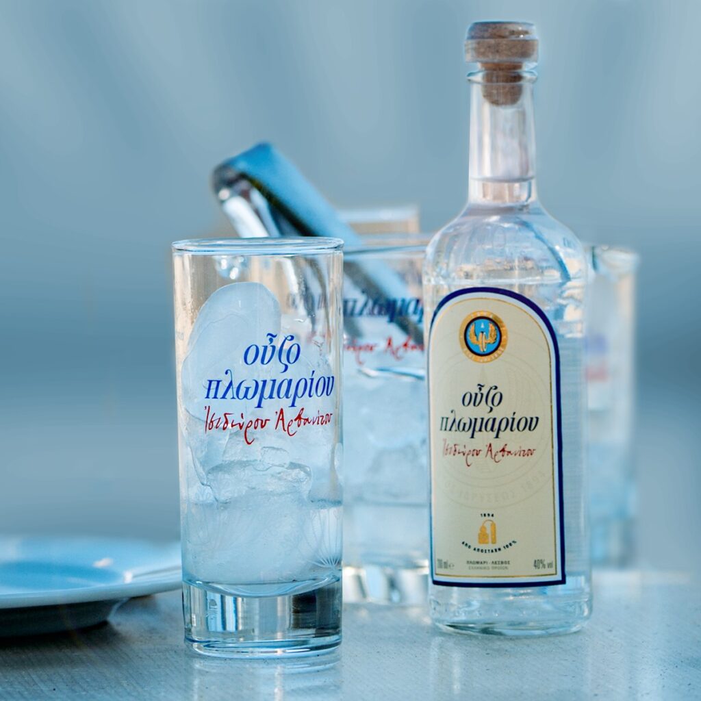 OUZO_PLOMARIOU_ISIDOROU_ARVANITI_LESVOU_VOREIO_AIGAIO