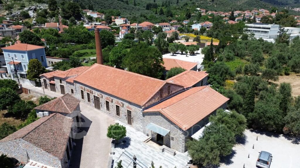PAPPADOS_ELAIOTRIVEIO_VRANA_OLGA_METAXA_LESVOS_TO_NHSI_THS_KARDIAS_MAS_VOREIO_AIGAIO