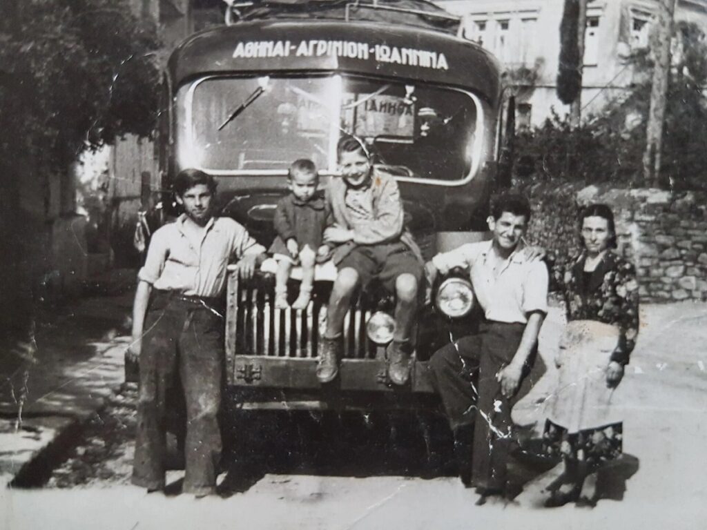 PALIO_LEOFOREIO_AITOLOAKARNANIAS_ATHINAI_AGRINIO_IOANNINA_ELLADA
