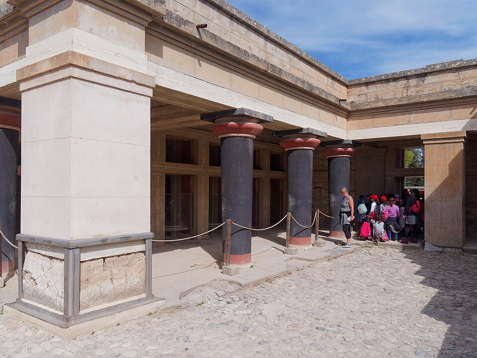 KNOSOS_TO_ANAKTORO_IRAKLEIO_KRITIS