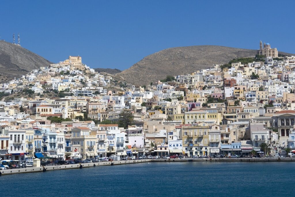 ERMOUPOLI_KAI_ANO_SYROS_NOTIO_AIGAIO