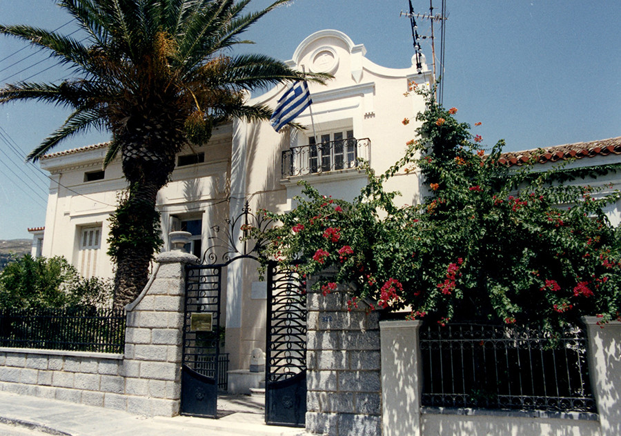 KAIREIOS_VIVLIOTHIKI_ANDROS_NOTIO_AIGAIO