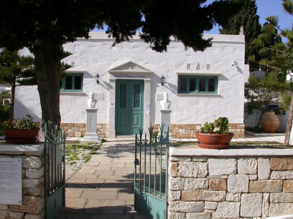 PYRGOS_PANORMOU_TINOU_MOUSEIO_TINION_KALLITECHNOΝ
