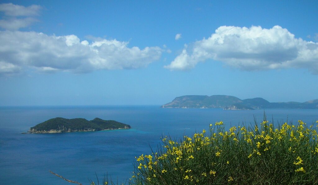 PELOUZO_AKATOIKITI_NISIDA_ZAKYNTHOS_EPTANISA